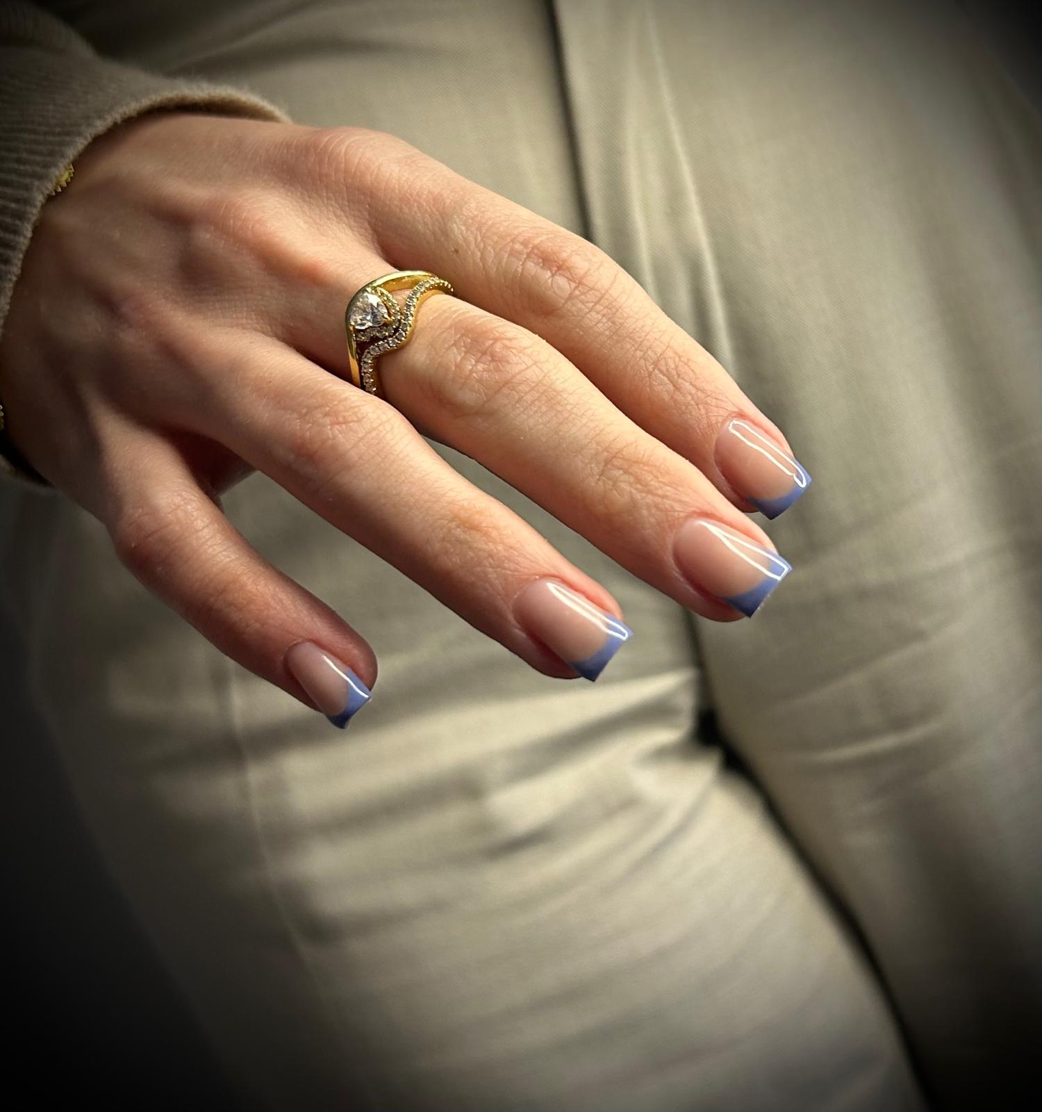 תמונה נוספת של עבודת ציפורניים אמיתית מהסטודיו